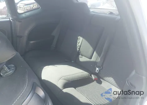 2015 Dodge Challenger Sxt z USA, uszkodzony, nr VIN 2C3CDZAG3FH861134